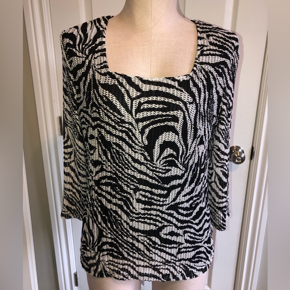 3/$40 Zebra long sleeve top
